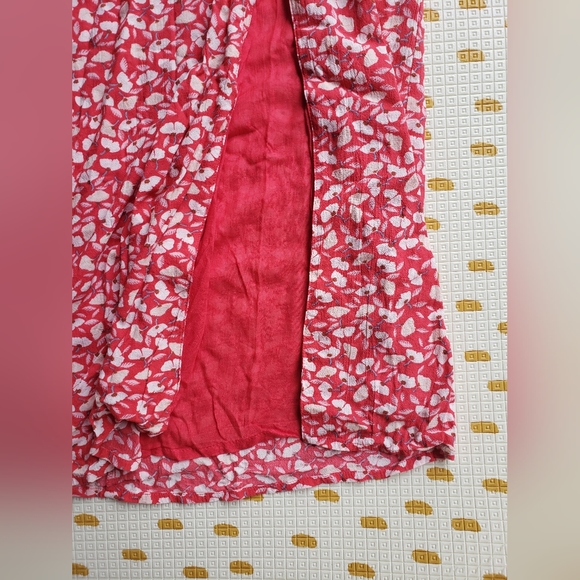 AmuseSociety red floral maxi dress with slit. Size small - Picture 2 of 3